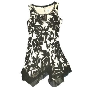 Cable and Gauge Black & White Abstract Print Knit Handkerchief Hem Dress XL